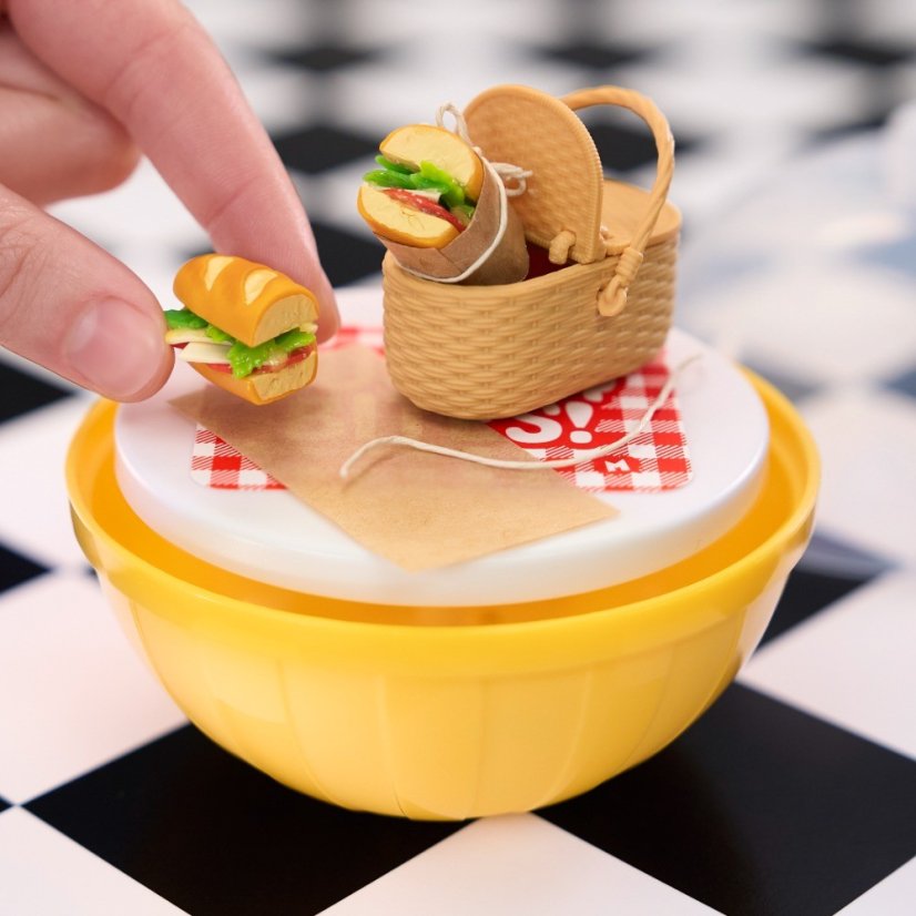 MGA's Miniverse – Mini Food Občerstvenie, séria 4A